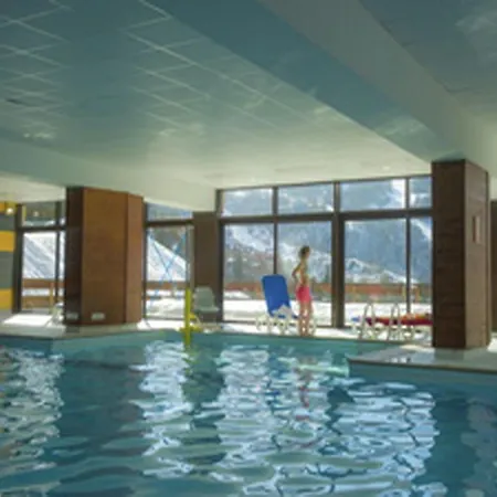 With A View Near Ski Area Apartment *
